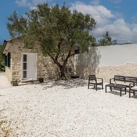 Summertime Villa