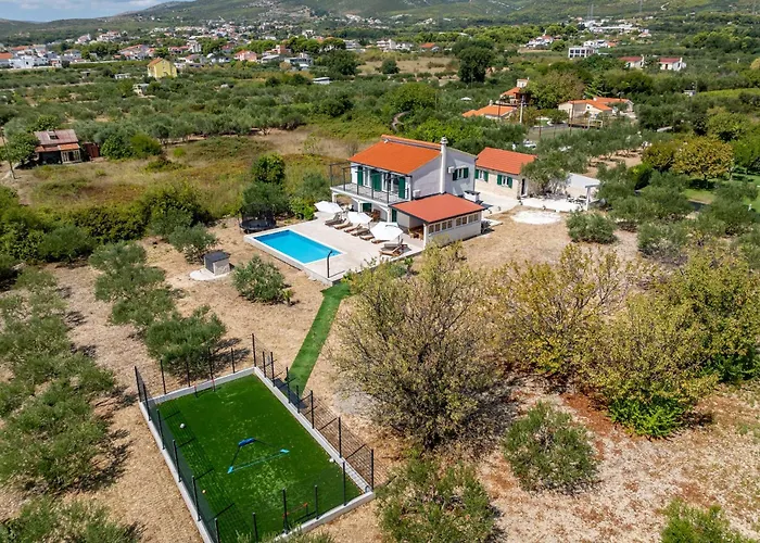 Summertime Villa Kaštela
